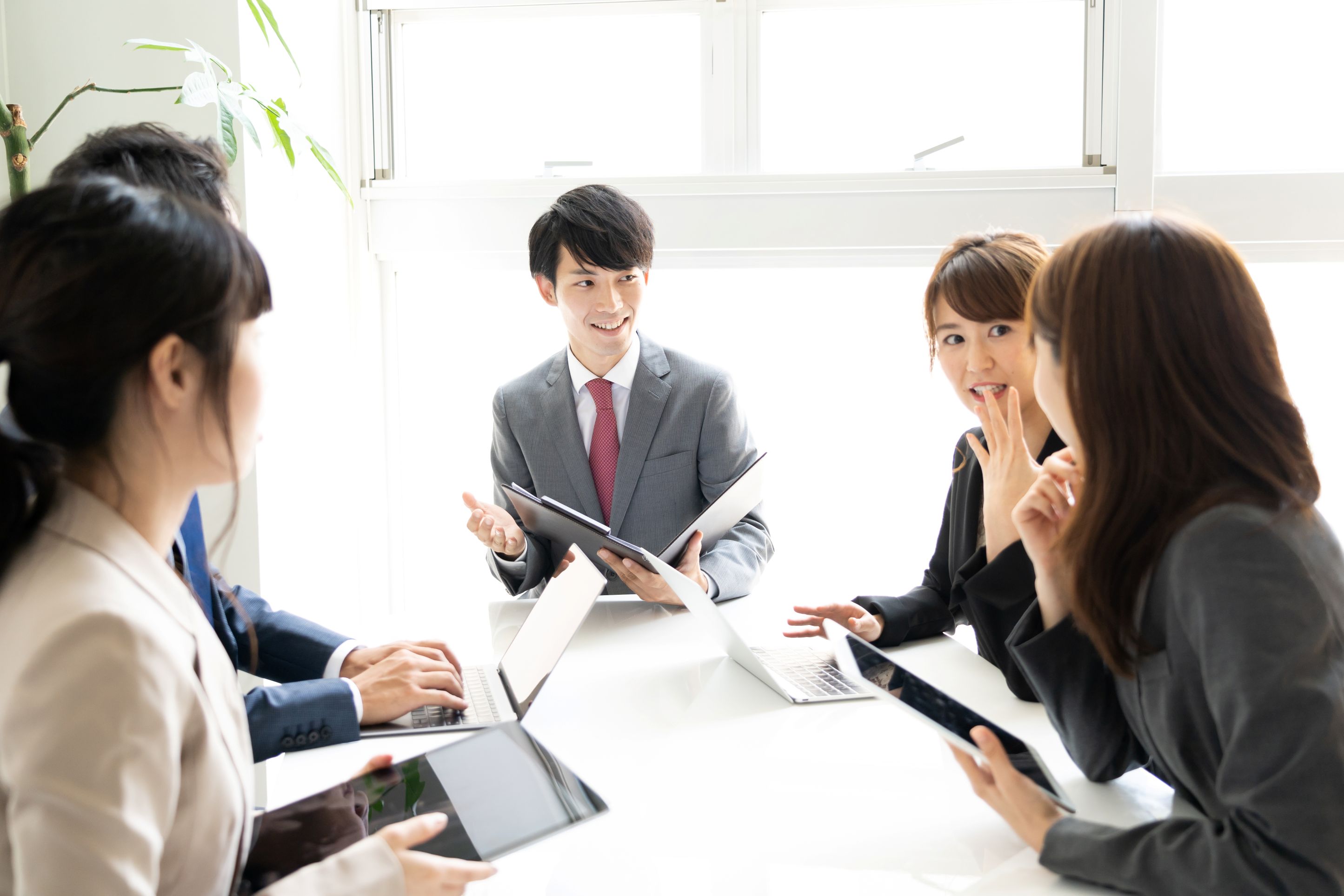 サービス名
